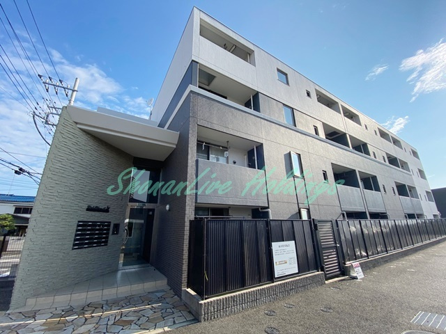 藤沢市湘南台４丁目の賃貸マンションの外観