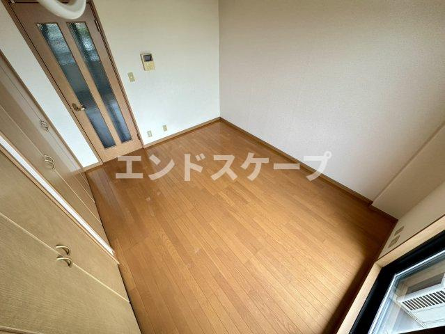 マンションユザワの居間・リビング|高崎、前橋のお部屋探しはエンドスケープまで！お客様の理想お聞かせ下さい♪