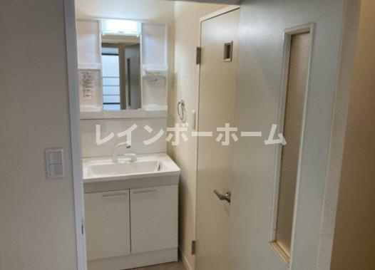 千代田マンション　川越の独立洗面台