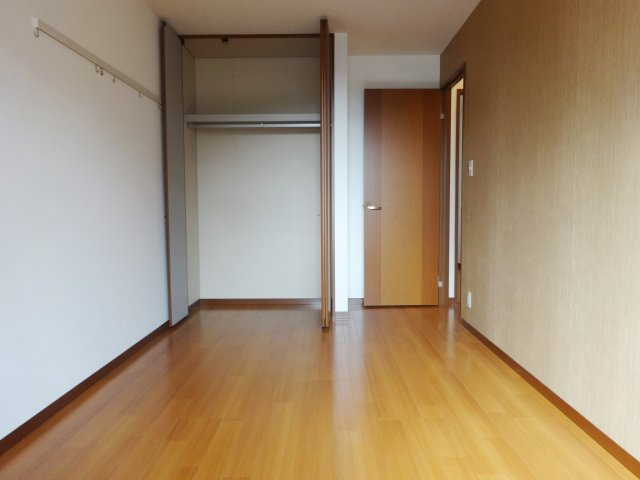 すみれテラスＤ棟の収納
