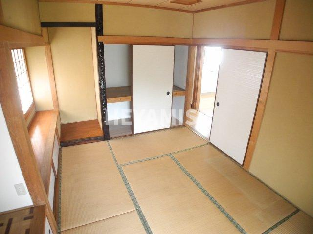 貝津町貸家の内装