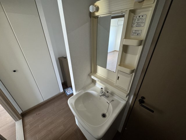 ハイツつきみ野東Ｂの洗面所