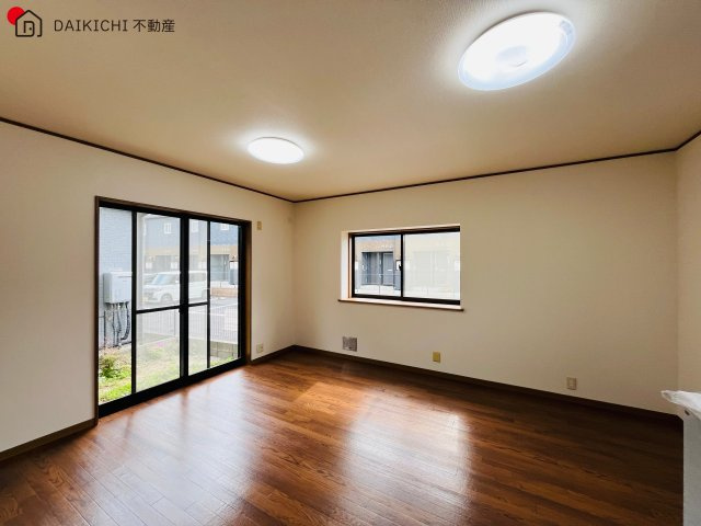 【居間・リビング】 | 川越市笠幡　中古戸建