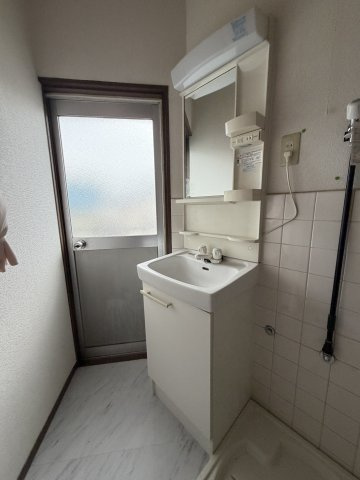 板宿町3丁目戸建の洗面所