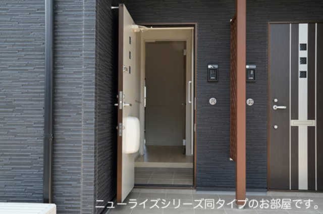 パイン　フォレストのエントランス