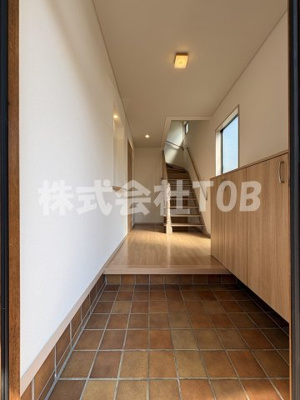 【玄関】 | 成嶋邸-定期借家2年・再契約型- | 1F