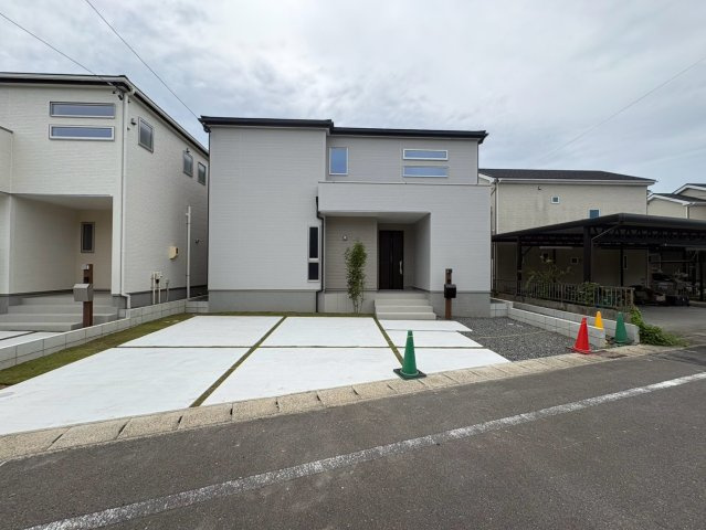 リーブルガーデン　各務原市川島小網（川島スポーツ公園西）　全4区画分譲の外観|■外観写真　
■ヤマダ不動産　株式会社リライフ　