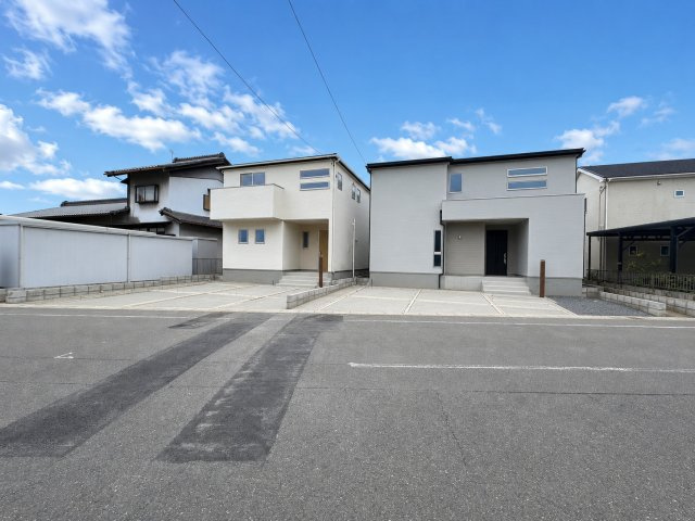 リーブルガーデン　各務原市川島小網（川島スポーツ公園西）　全4区画分譲の外観|■全体写真　
■ヤマダ不動産　株式会社リライフ　