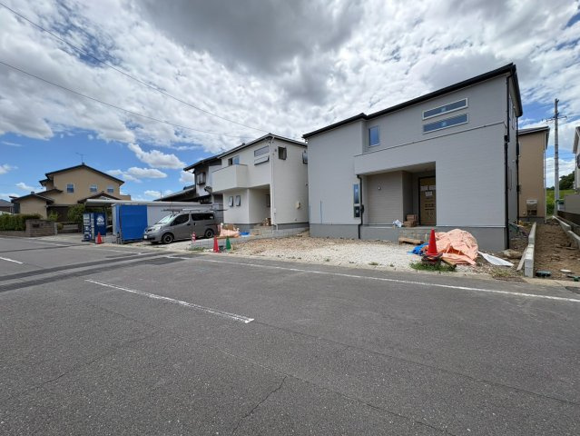 リーブルガーデン　各務原市川島小網（川島スポーツ公園西）　全4区画分譲の外観|「現地（2026年8月7日）撮影」　
■全体写真　
■ヤマダ不動産　株式会社リライフ　