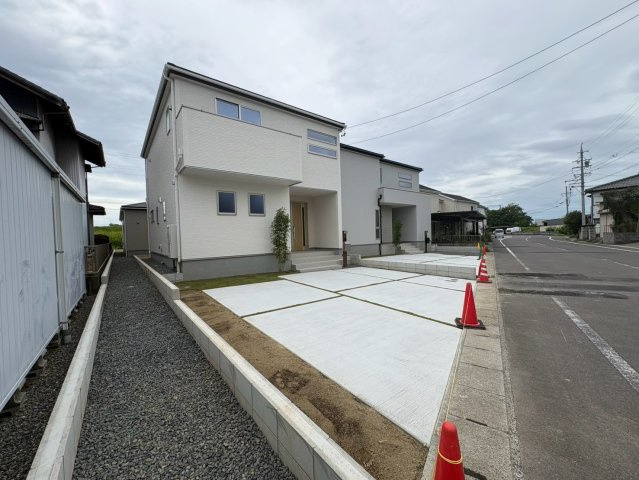 リーブルガーデン　各務原市川島小網（川島スポーツ公園西）　全4区画分譲の外観|■外観写真　
■ヤマダ不動産　株式会社リライフ　