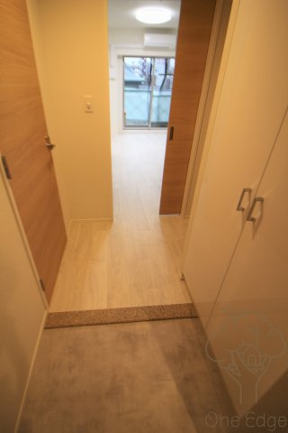 ノルデンタワー南森町プレミアムの玄関