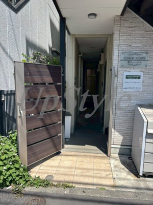 【エントランス】 | 舎人ハウス