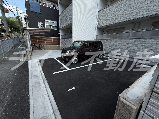 フォレストクリエオーレ枚岡弐番館の駐車場|駐車場です