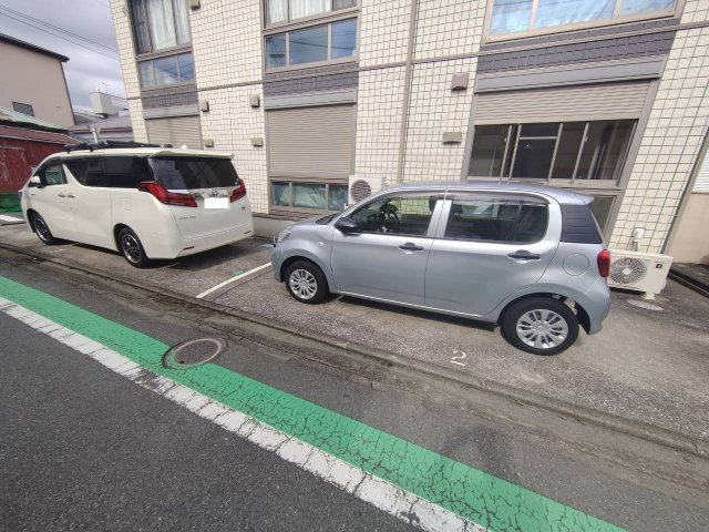Ｃｏｍｆｏｒｔの駐車場
