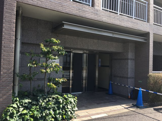 【エントランス】
