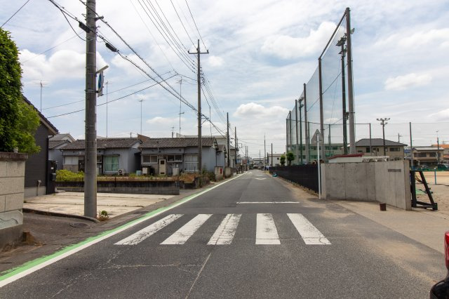 【前面道路含む現地写真】の画像