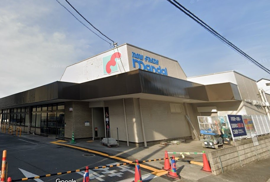 南荘町　更地渡し　売り土地の周辺|約８００ｍ。毎日のお買い物に便利な立地です。