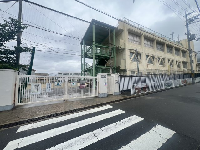 南荘町　更地渡し　売り土地の周辺|小学校まで約３６０ｍ。お子様の通学にも安心の距離です。