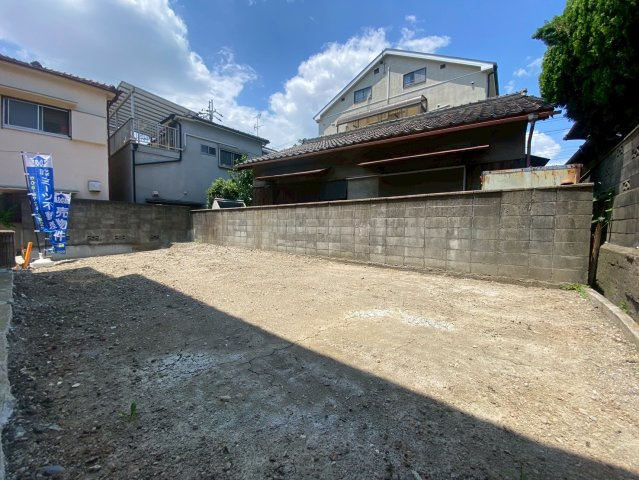 南荘町　更地渡し　売り土地の外観