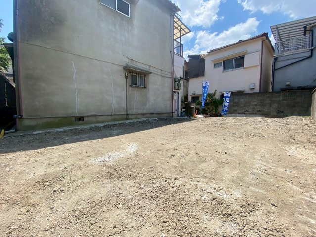 南荘町　更地渡し　売り土地の外観