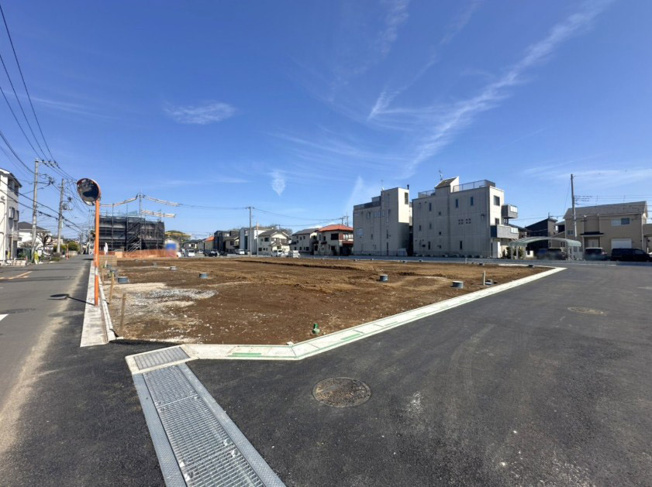 【外観】 | 入間郡三芳町北永井　新築一戸建住宅　全11棟　(ふじみ野店) | 食洗機、浄水器、浴室暖房乾燥機、宅配ボックスなど便利な設備仕様が充実。