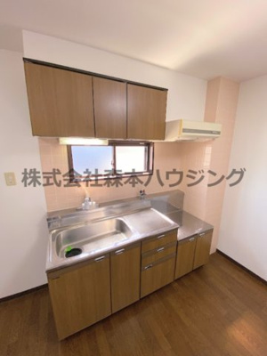 【キッチン】 | 　エストジャルダン西口 | キッチンでお料理をお楽しみください