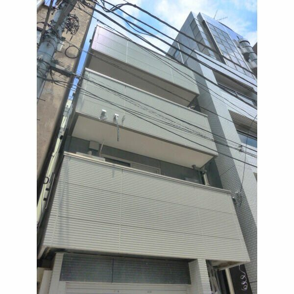 アーク池袋の外観