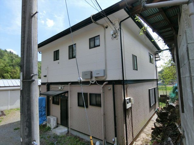 亀沢農地付住宅３LDKオール電化太陽光パネルの外観