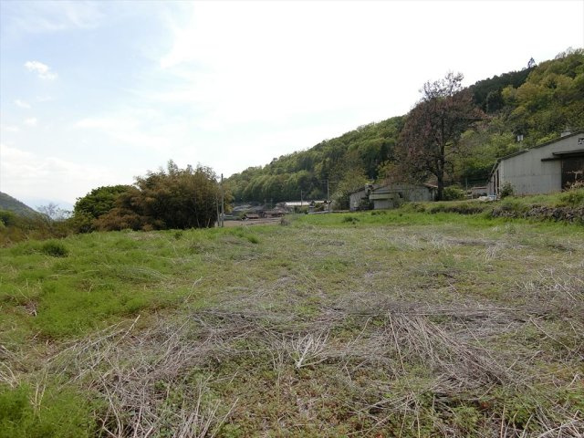 亀沢農地付住宅３LDKオール電化太陽光パネルの展望|南面田畑