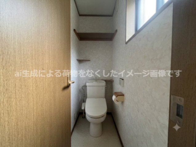 亀沢農地付住宅３LDKオール電化太陽光パネルのトイレ|1階 AI生成画像