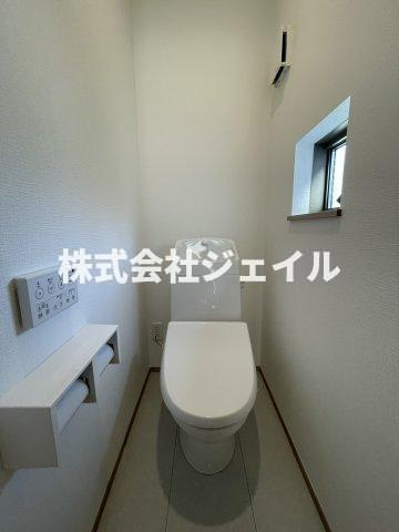 新築戸建　全７区画　残３区画のトイレ