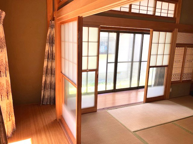敦賀市和久野中古戸建｜駐車2台可 和室 田舎暮らし 山が見える