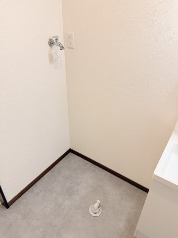 筑後市下北島　中古戸建のランドリースペース