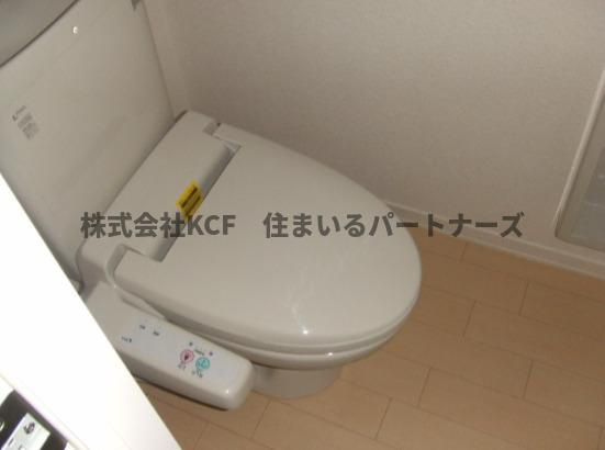 プレフェランス長門石のトイレ
