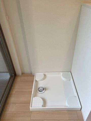 エミネンス・ハラ　Aのトイレ|ゆったりとした空間のトイレです