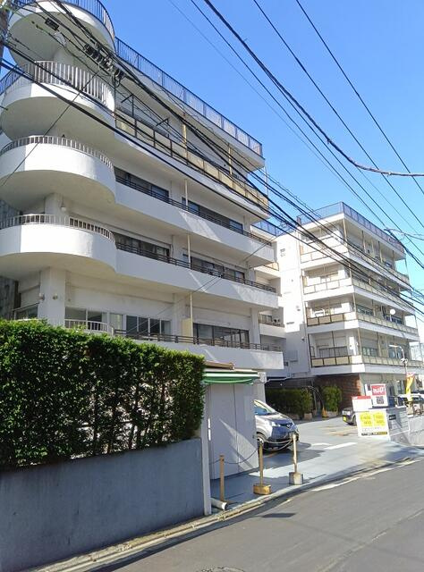 赤坂パレスマンションの外観