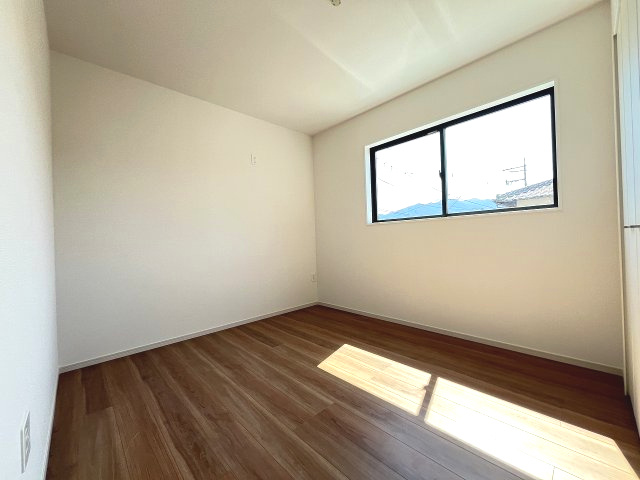 【子供部屋】 | 福岡市西区富士見1丁目1期　1号棟（全3棟）【仲介手数料無料・0円】 | 施工例。施工例は完成時と異なる場合があります。