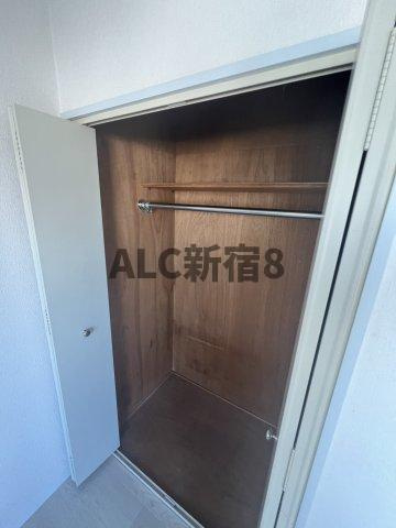 新宿区新宿５丁目の賃貸マンションの収納
