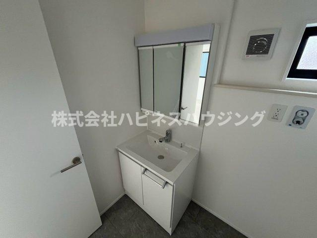 ｋｏｌｅｔ野田梅郷～コレットノダウメサト～の独立洗面台