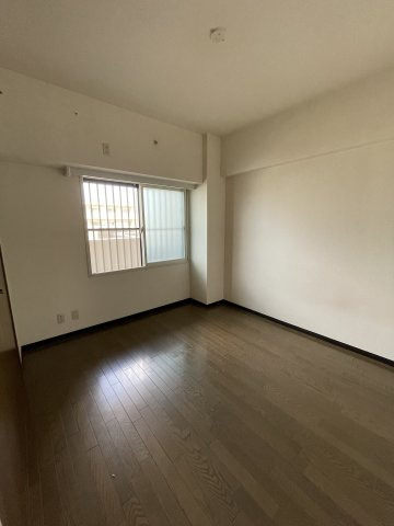 府中市天神町１丁目の賃貸マンションの洋室|同タイプの別号室の写真です