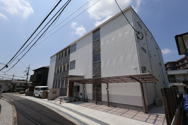 【外観】 | ラモーナ半田