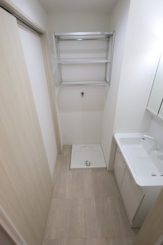 【設備】 | ラモーナ半田 | 室内洗濯機置き場