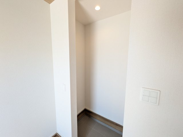 取手市本郷　6期　新築戸建て　2号棟の玄関