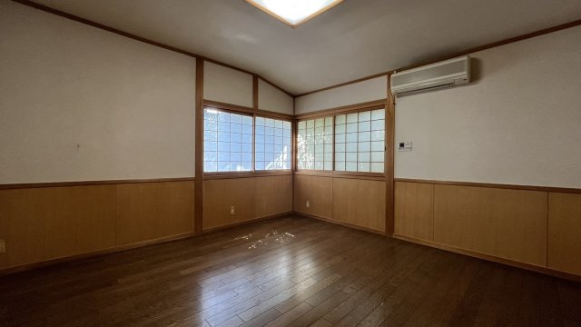 神戸市北区藤原台北町２丁目　戸建住宅の洋室