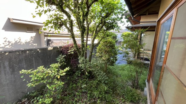 神戸市北区藤原台北町２丁目　戸建住宅の庭