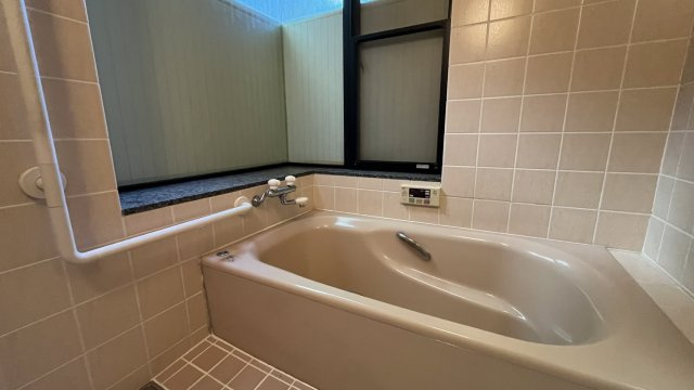 神戸市北区藤原台北町２丁目　戸建住宅の浴室