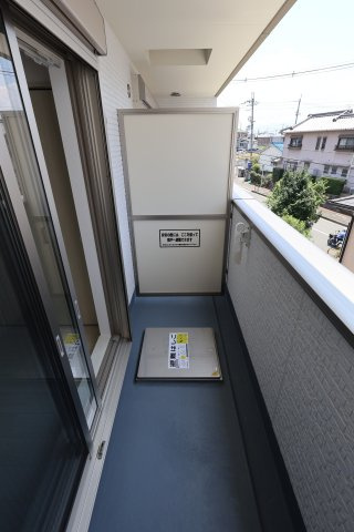 【バルコニー】 | ラモーナ半田