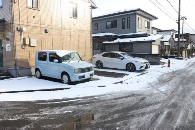 プチプレジオ101の駐車場