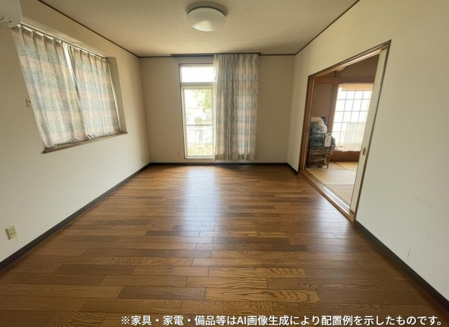 稲敷市月出里　中古戸建の居間・リビング