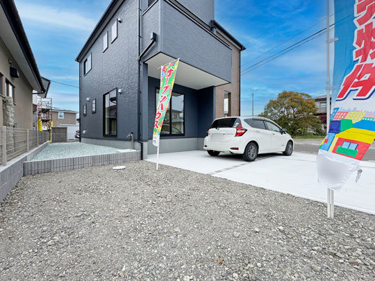 多賀城市新田の庭